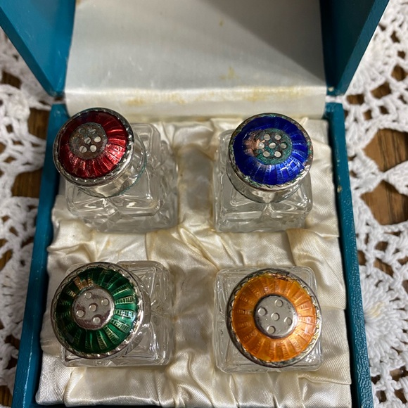 VTG Blackinton Gullloche 4 Set Salt & Pepper Shakers in Original Box - Picture 2 of 6